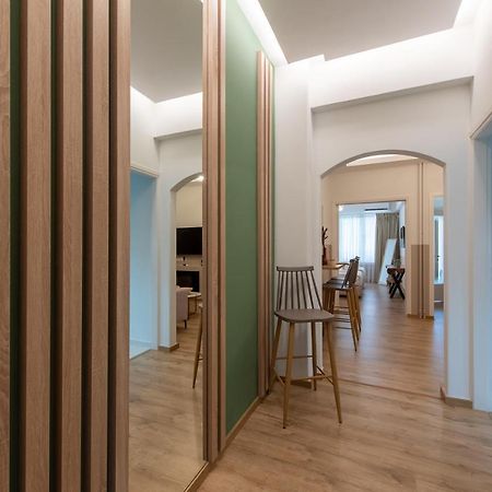 Medluxe Business Apartment Atenas Exterior foto